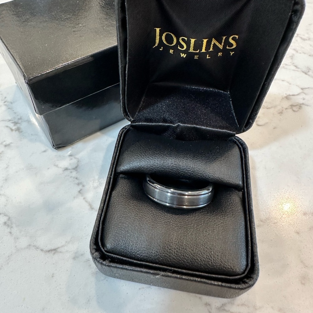 Men's Black Ring